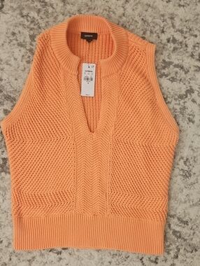 Express Bright Peach Knit V-Neck Sleeveless Sweater Vest